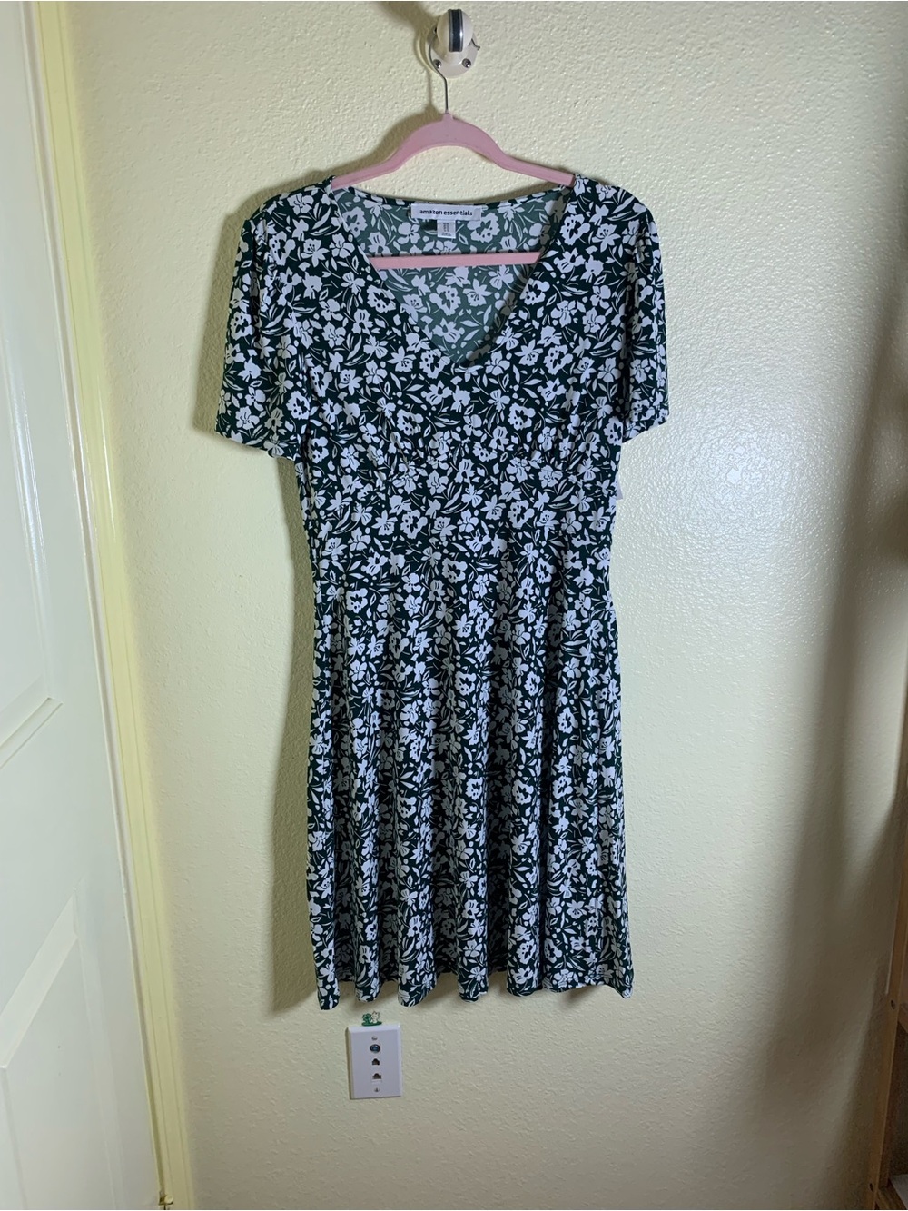 NWT Amazon Essentials Mini Dress, Size M